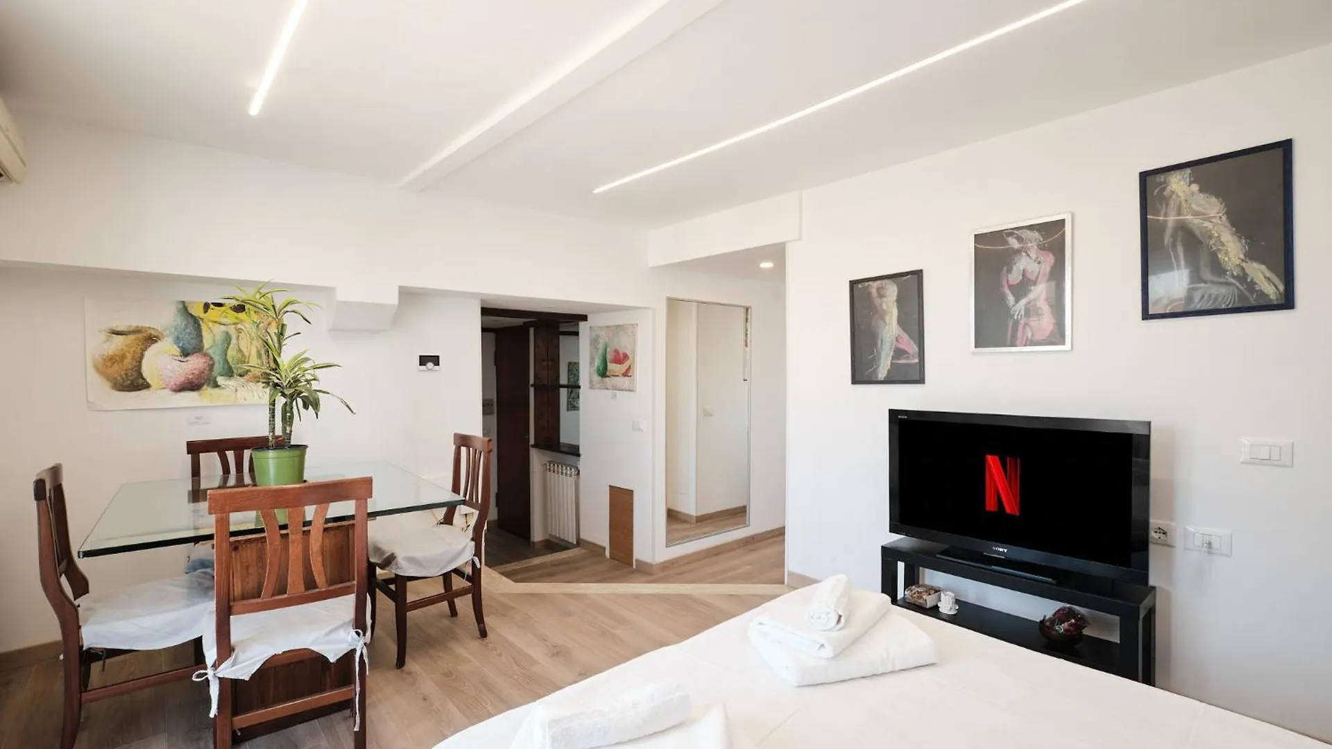 Hospital Gemelli - Metro Battistini Con Wi-Fi E A-C Apartment Rome