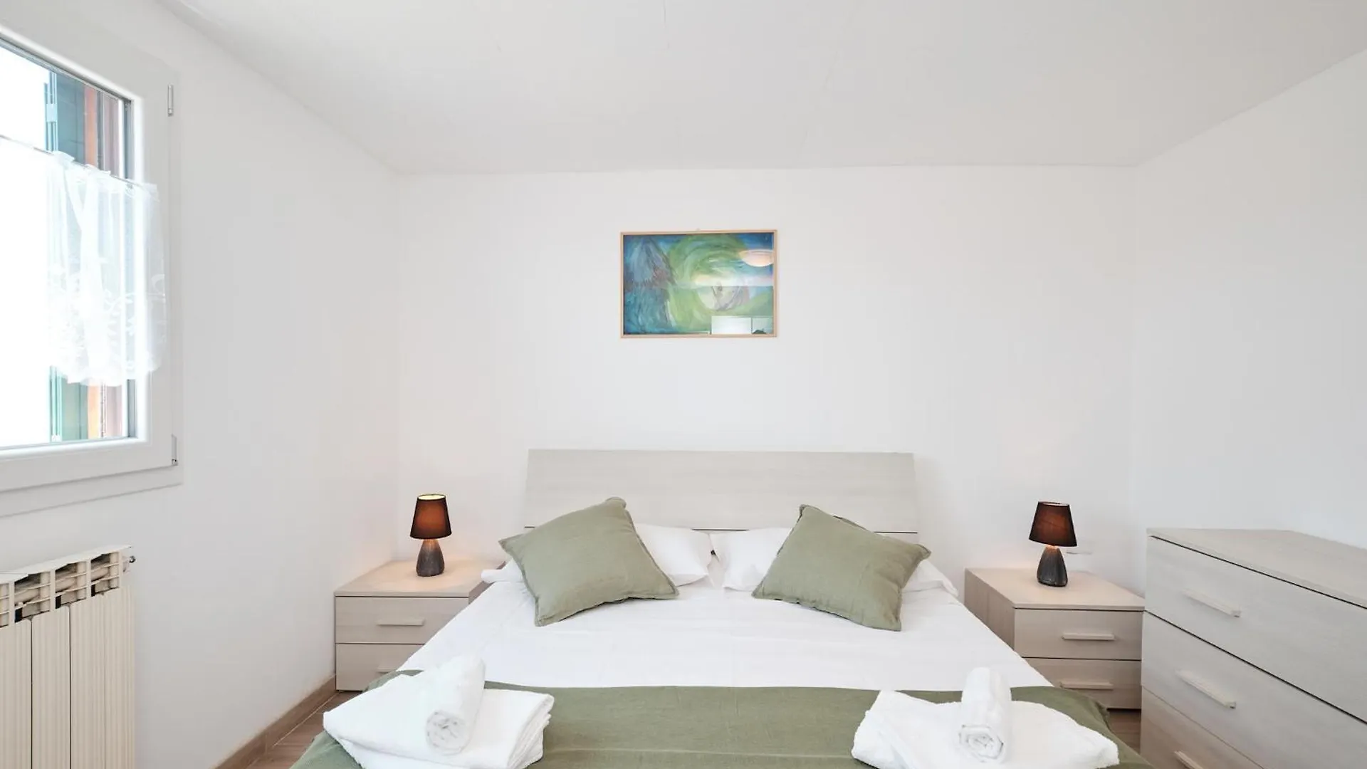 Hospital Gemelli - Metro Battistini Con Wi-Fi E A-C Apartment Rome 0*,  Italy