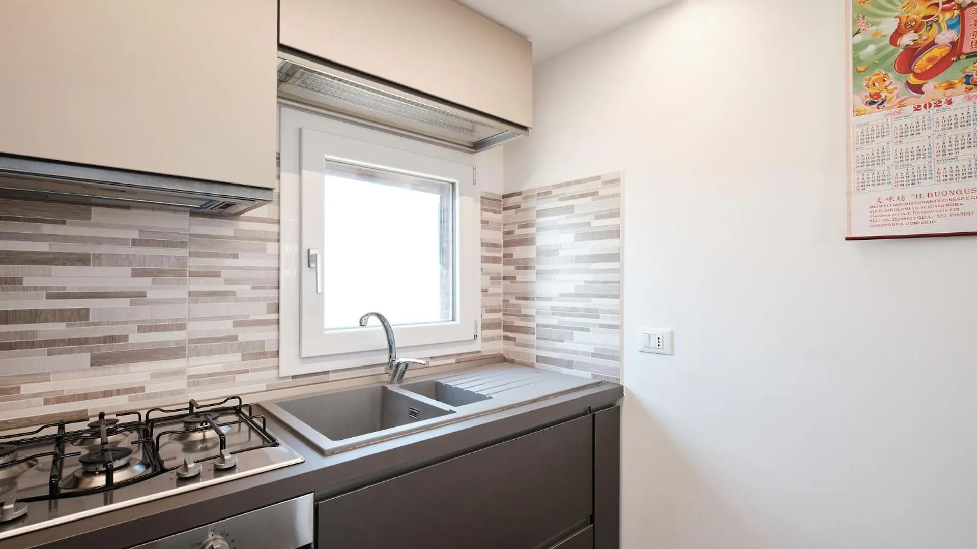 Hospital Gemelli - Metro Battistini Con Wi-Fi E A-C Apartman Róma