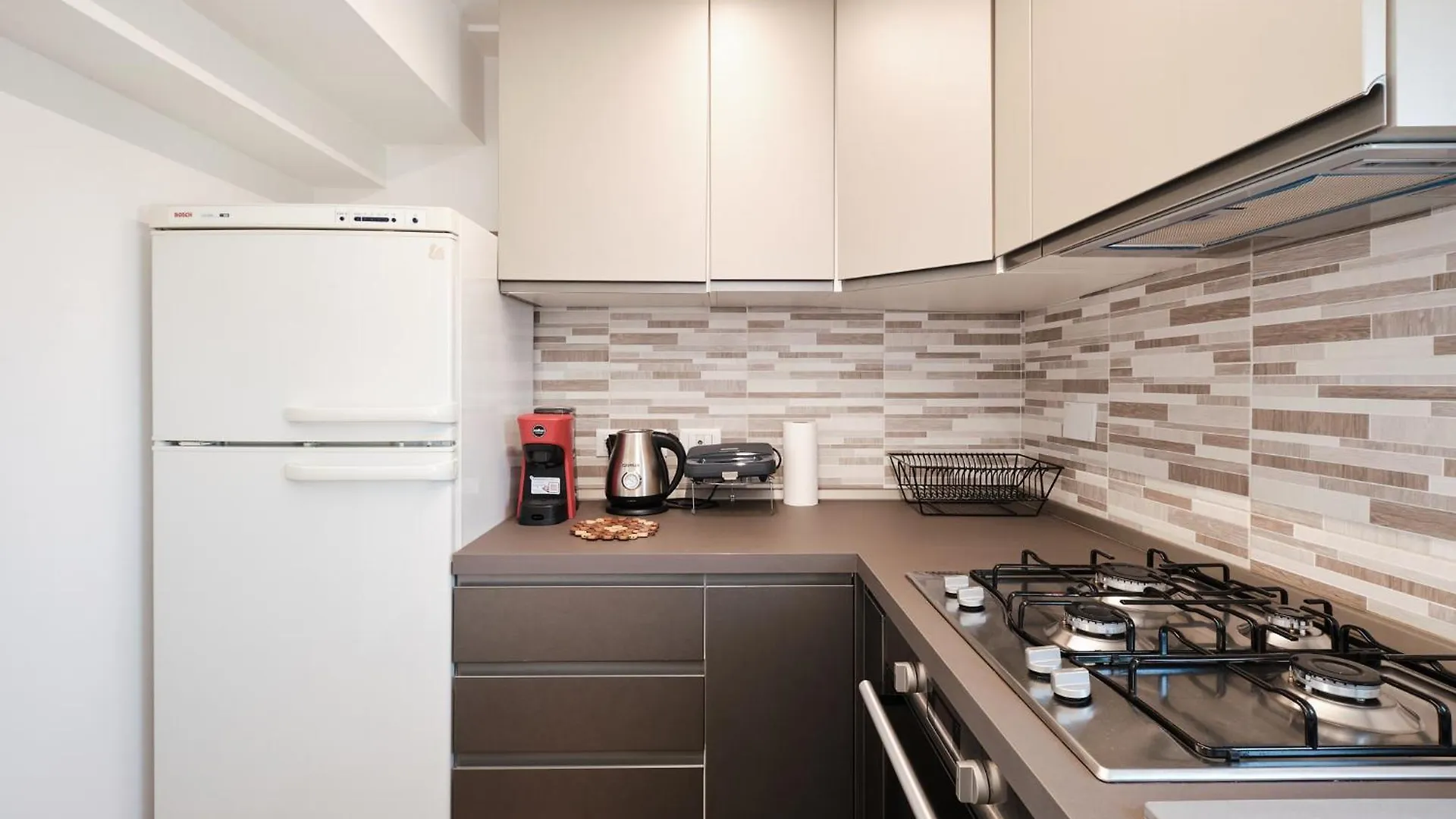 Hospital Gemelli - Metro Battistini Con Wi-Fi E A-C Apartman Róma